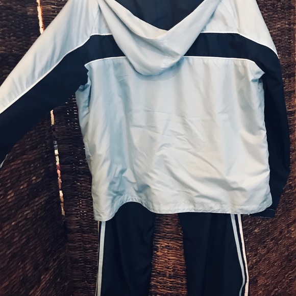 Jogging\Exercise Suit - Picture 3 of 8